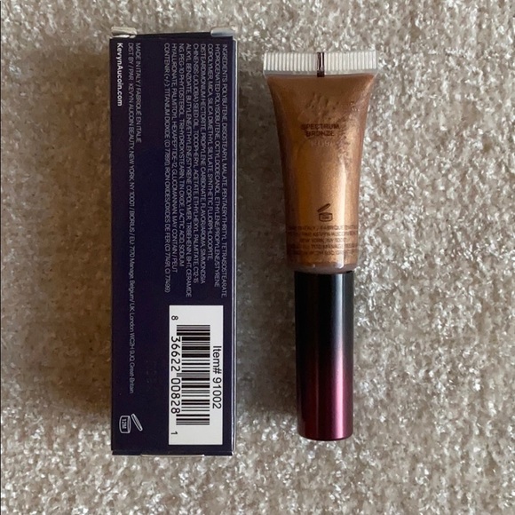 Kevyn Aucoin Glass Glow Lip - Picture 2 of 4